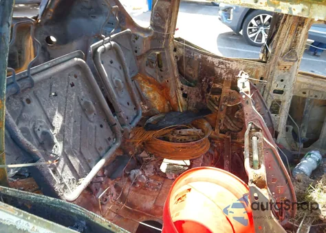 2014 Jeep Compass Latitude z USA, uszkodzony, nr VIN 1C4NJDEB8ED632958